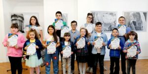 Наградиха победителите в конкурса за детска рисунка „Моите родители работят в БМФ Порт Бургас ЕАД”