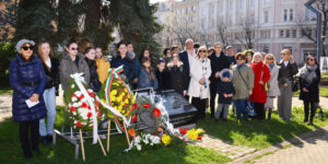 Бургас се преклони пред паметта на жертвите на Холокоста и спасителите на българските евреи